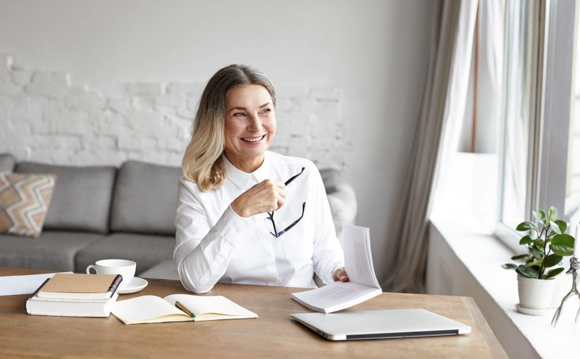 expressive-middle-aged-woman-posing